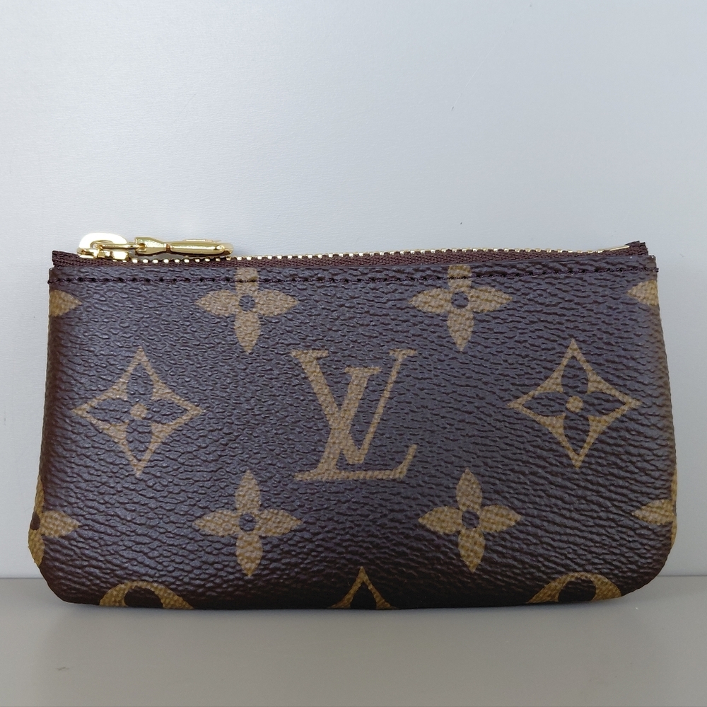 Louis Vuitton Brown Monogram Key Pouch Wallet - Picture 12 of 12